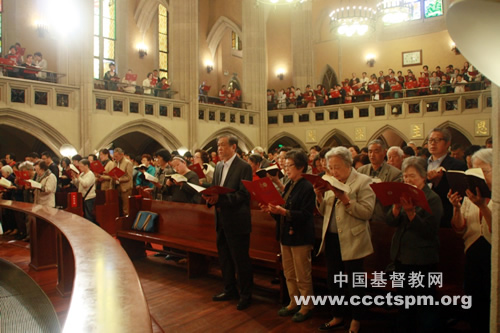 “上海市基督教三自爱国运动委员会成立六十周年”感恩礼拜在沪举行 “上海市基督教三自爱国运动委员会成立六十周年”感恩礼拜在沪举行